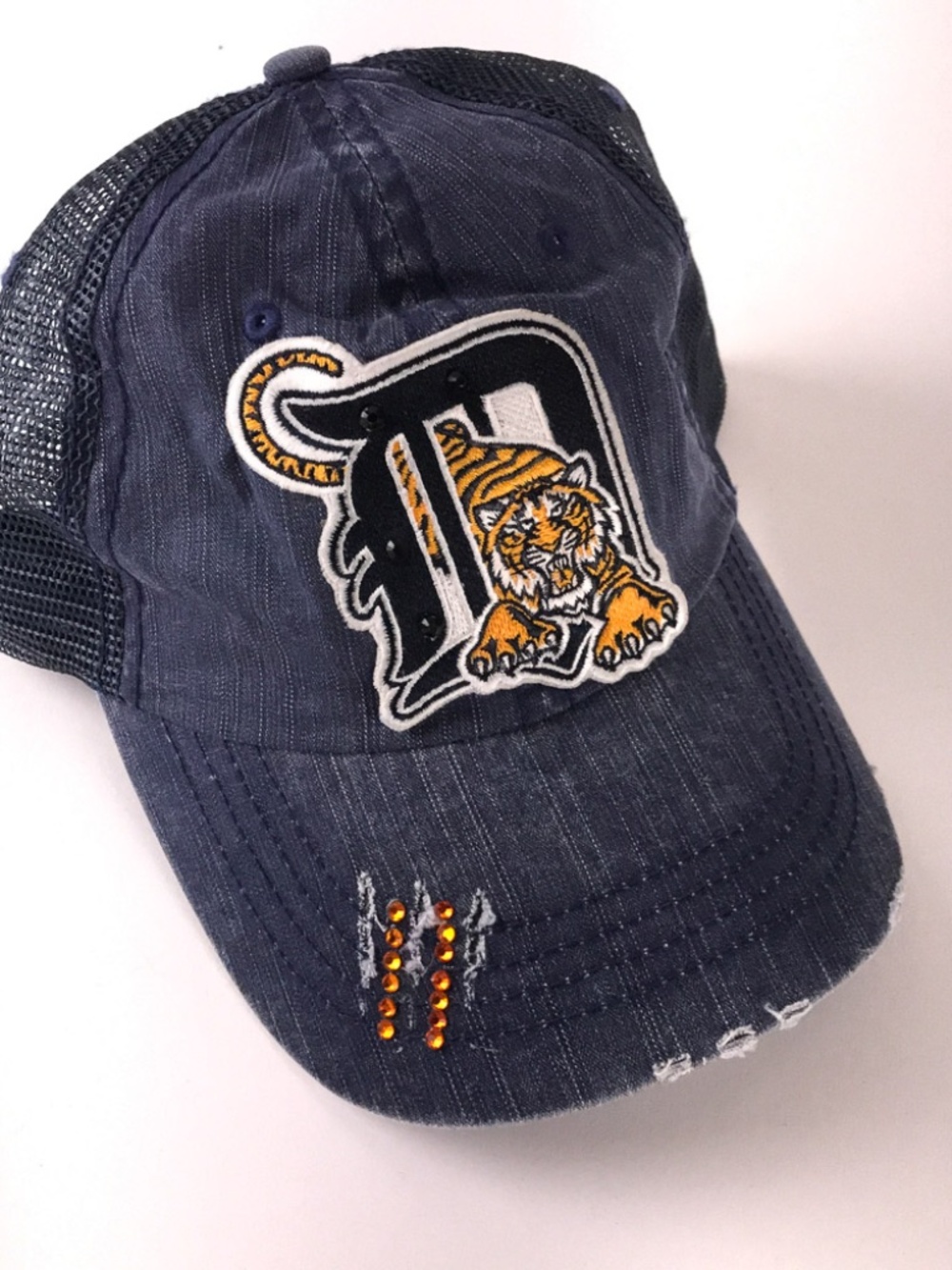 Detroit Tigers factory distressed sparkle unstructured trucker hat